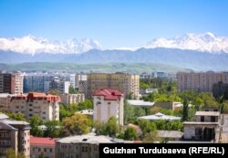 Жилой фонд Кыргызстана насчитывает 1,1 млн частных домов и квартир.