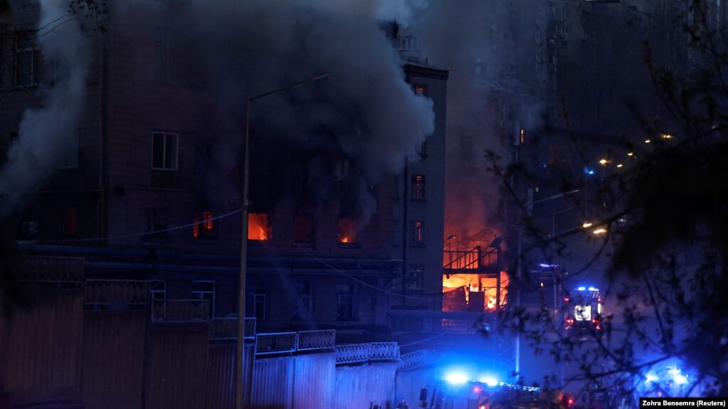 Загалом від обстрілу в Шевченківському районі Києва постраждали 10 людей
