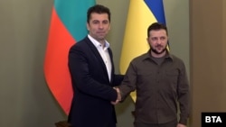 Bulgarian Prime Minister Kiril Petkov meets with Ukrainian President Volodymyr Zelenskiy in Kyiv on April 28. 