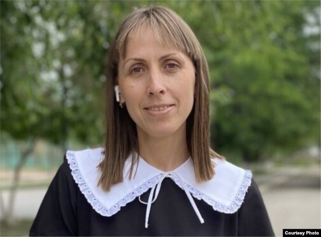 Mësuesja e matematikës, Yelena Baibekova