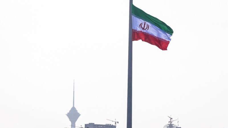 Irani ia lë fajin sabotimit për zjarrin në një fushë nafte
