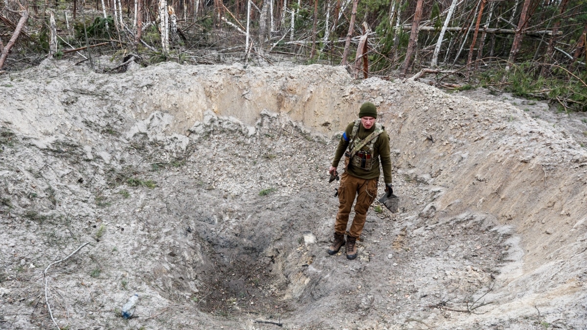 what-does-the-liberated-village-of-kukhary-in-kyiv-region-look-like