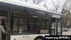 Размещение литеры Z на общественном транспорте в Крыму