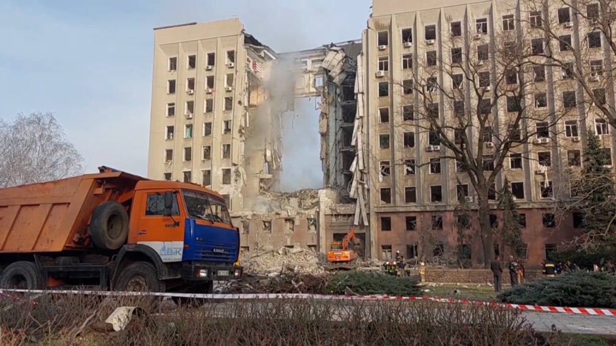 Мер Миколаєва повідомив про артобстріл у місті