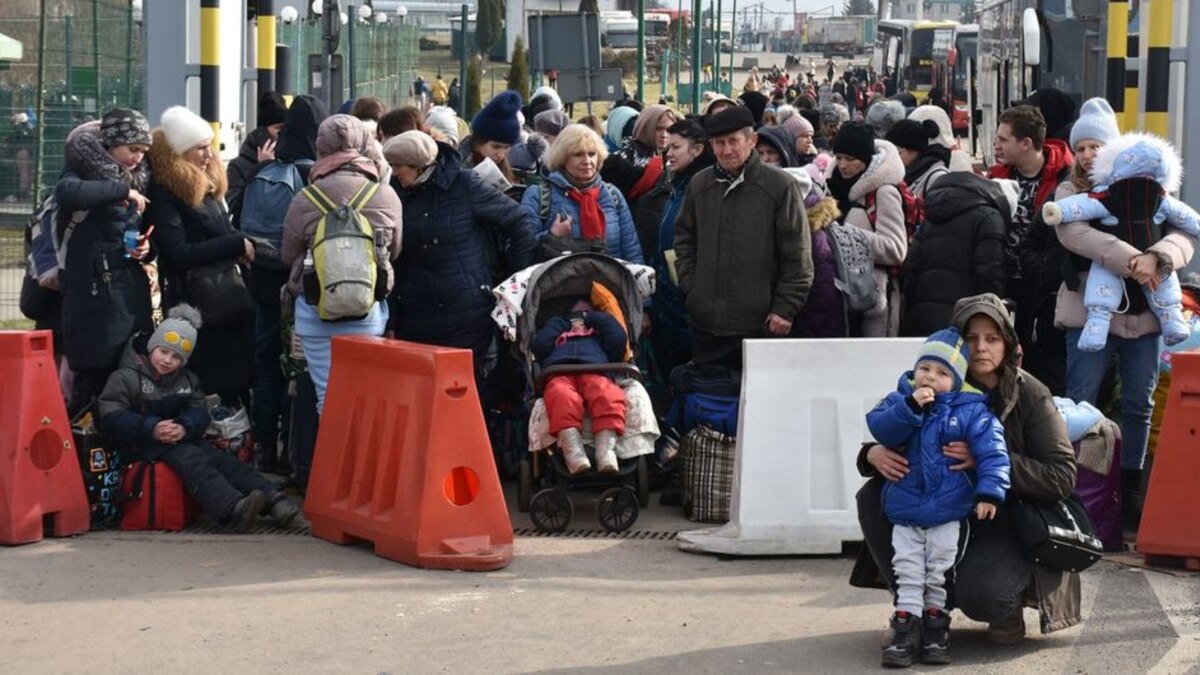 В гостях хорошо, но... Как Европа меняет отношение к беженцам из Украины