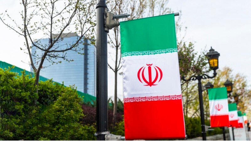 Иран обеси двајца мажи поради богохулење