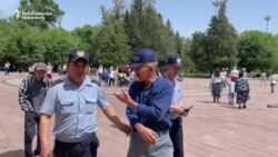 Kazakhs Detained On National Unity Day