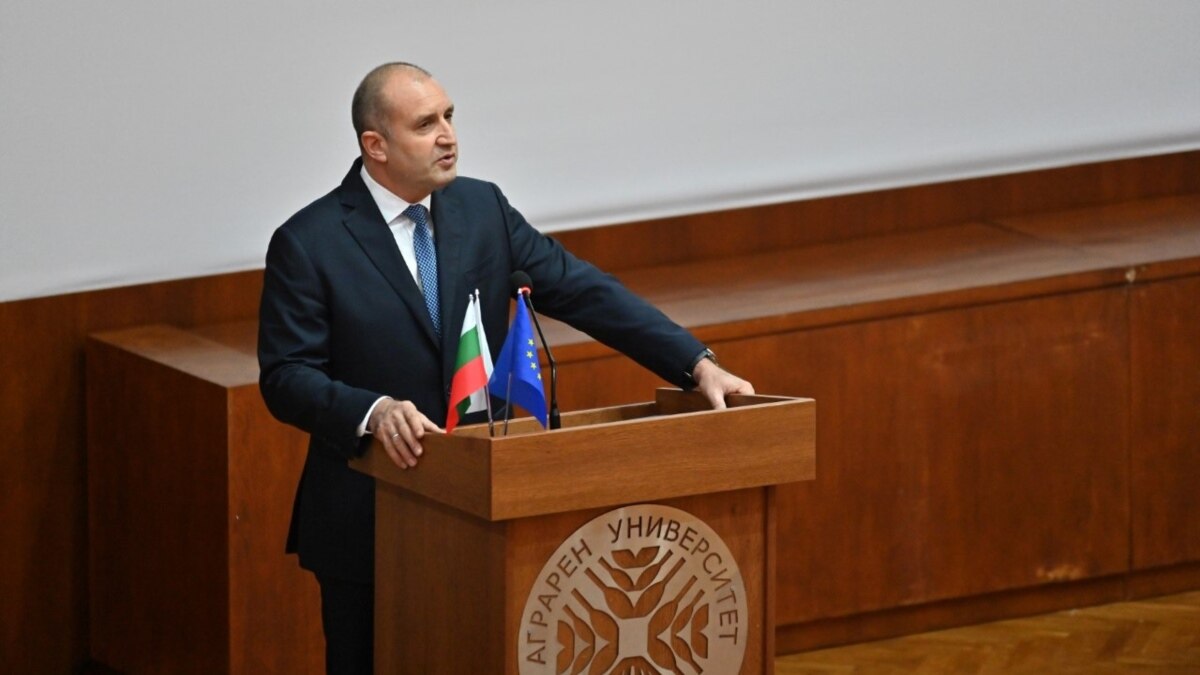 Политиците, които призовават България да предостави военна помощ на Украйна,