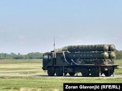 Sistemet e mbrojtjes raketore FK-3 në Batajnicë të Serbisë.
