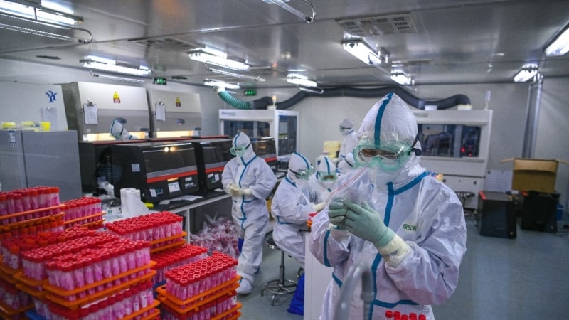 Covid-19: noi restricții sanitare în California, China se pregătește de vaccinare în masă