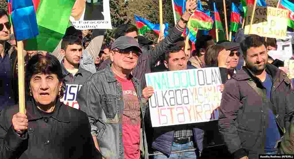 Mitinqdə şüar:"Analoqu olmayan ölkədə yaşamaq istəyirəm,8 Aprel,2017