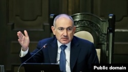 Armenia - Prime Minister Nikol Pashinian chairs a cabinet meeting in Yerevan, November 15, 2024.