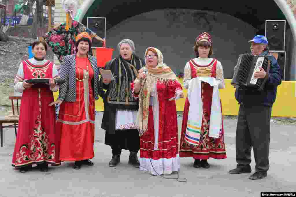 Самодеятельный ансамбль русской песни "Разгуляй"