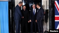 Böyük Britaniyanın baş naziri Kir Starmer, Ukrayna prezidenti Volodimir Zelenski, Fransa prezidenti Emmanuel Makron və Almaniya kansleri Fridrix Merts Londonda görüşüblər.
