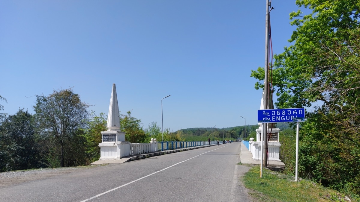 სოხუმი მზად არის ივაჭროს თბილისთან?