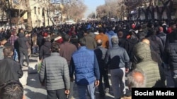 Yanvarın 8-də Həmədan şəhərində hökumət əleyhinə yürüş.