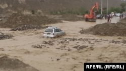 ارشیف: په پروان کې سېلابونو خلکو ته زیانونه اړولي دي.