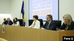 Članovi CIK-a BiH na konferenciji za medije 4. 5. 2022.
