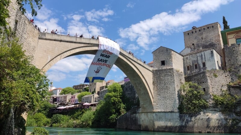 Bivši logoraši iz Mostara uputili apel za spas Mariupolja
