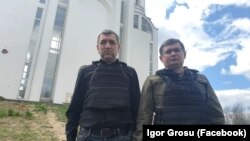 Președintele Parlamentului, Igor Grosu, și deputatul PAS Lilian Carp, în vizită la Bucea, Ucraina, 4 mai 2022