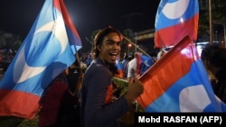 Pristalice Mahatira Mohamada slave na ulicama Kuala Lumpura