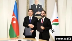 Çjan Sinmin və Rövşən Nəcəf