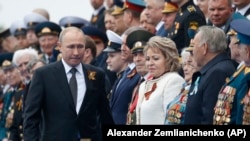 Путин на параде 9 мая 2019 г.