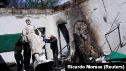 У травні російські війська обстрілами зруйнували музей Григорія Сковороди у Сковородинівці на Харківщині