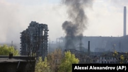 Smoke rises from the Azovstal metallurgical plant in Mariupol on May 4. 