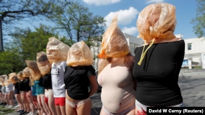 Волочкова Басковтың сиқырын сорып жатыр