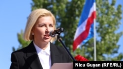 Irina Vlah, rostind un discurs de 9 mai, la Comrat, în 2022, pe când mai era guvernatoare a autonomiei găgăuze