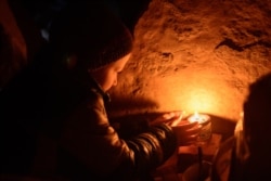 8-летний автор "мариупольского дневника" в подвале многоквартирного дома