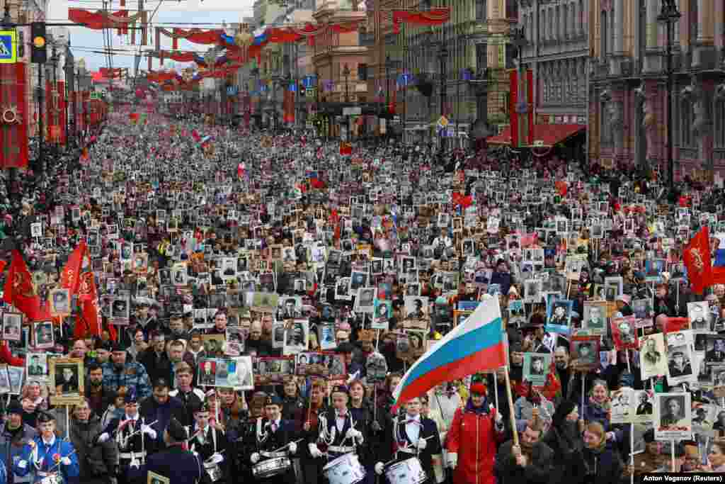 &laquo;Несьмяротны полк&raquo; у Санкт-Пецярбурзе