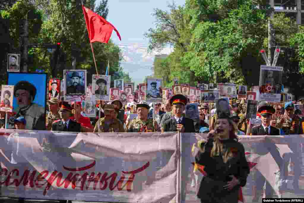 &quot;Өлбөс полк&quot; акциясын Орусияда 2011-жылы жарандык активисттер демилге кылып, 2012-жылдан тартып такай уюштурула баштаган.