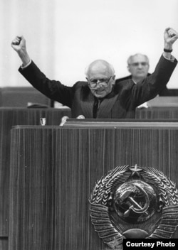 Андрей Сахаров на 1-м Съезде народных депутатов, 1989 г.