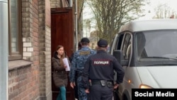 Police come for Viktoria Petrova.