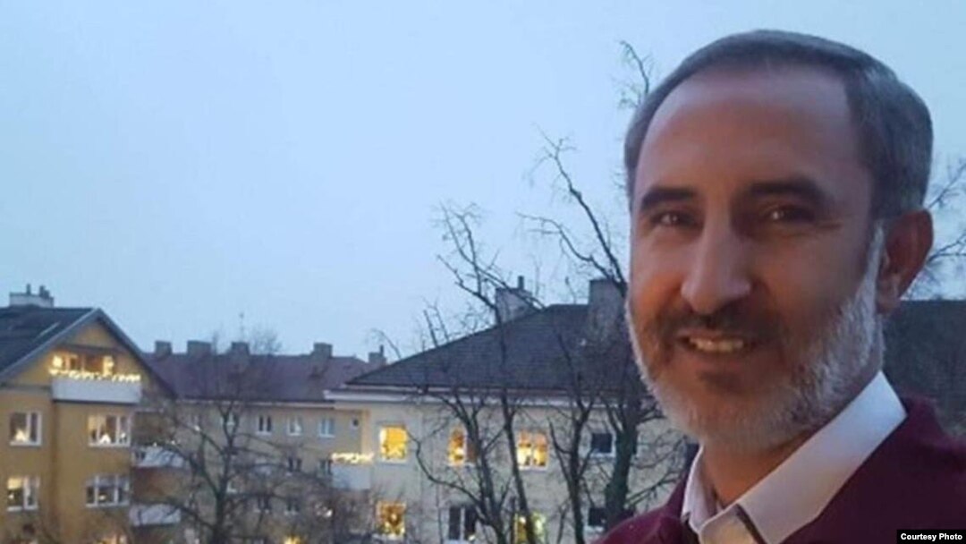 Hamid Nouri was charged with war crimes for the mass execution and torture of political prisoners at the Gohardasht prison in Karaj, Iran, in 1988.