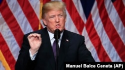Дональд Трамп, АҚШ президенті.