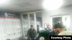 Орус-казак чек арасында калган тажик мигранттары