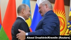Уладзімір Пуцін і Аляксандар Лукашэнка, архіўнае фота
