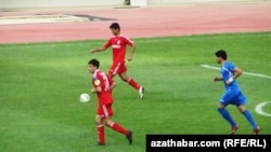 Türkmenistandaky futbol ýaryşy
