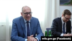 Mikuláš Bek, Csehország európai uniós ügyekért felelős minisztere