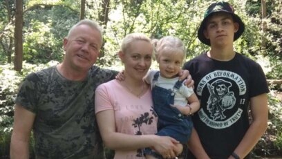 Невръстно украинско момиче се възстановява в Германия от две тежки