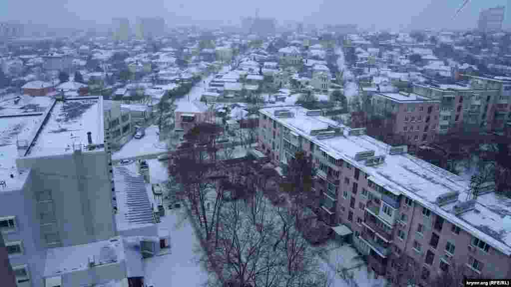 Симферополь сразу же после снежного рассвета