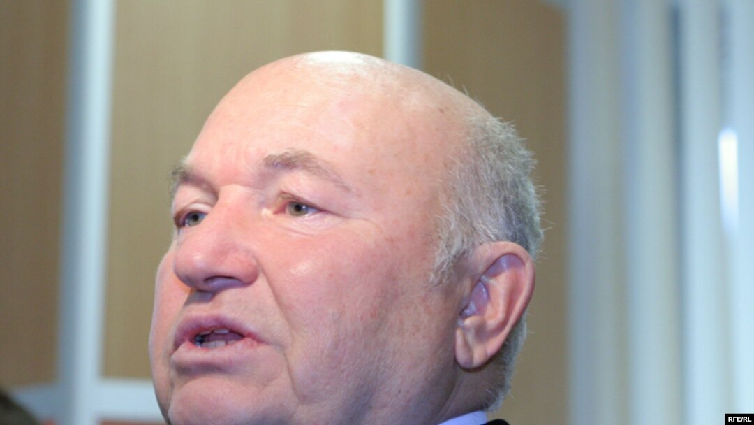 Несмотря на недовольство москвичей градостроительной политикой московского мэра, на всех выборах Лужков неизменно одерживал победу