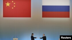 Встреча российского и китайского лидеров в Москве в 2013 году
