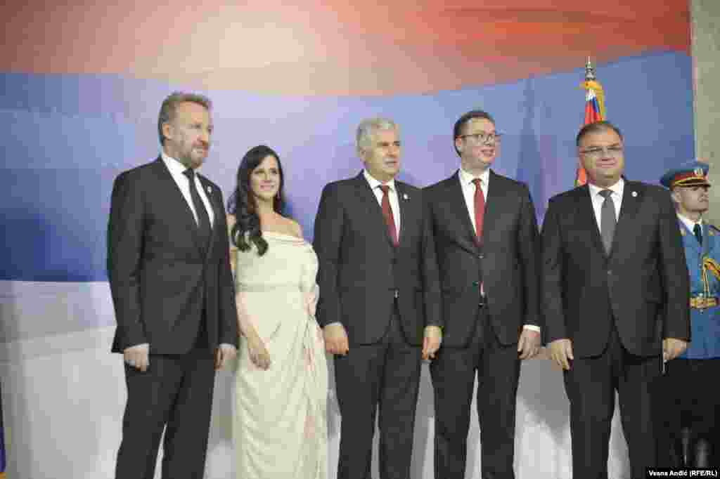 Predsednik Srbije Aleksandar Vučić sa suprugom i članovi Predsedništva Bosne i Hercegovine Bakir Izetbegović, Dragan Čović i Mladen Ivanić
