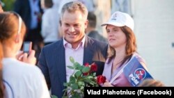 Vladimir Plahotniuc la o întâlnire cu simpatizanții săi la Nisporeni, 2011