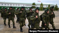 У розвідці наголосили, що корупція є «давньою проблемою» російської армії і, «ймовірно, значно підриває ефективність російського війська»