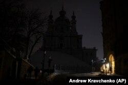 Андреевская церковь без традиционной подсветки. Киев, 23 ноября
